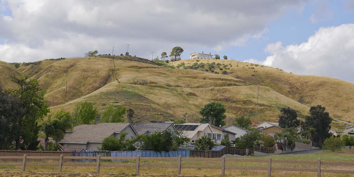 west Banning McCoy's Hill